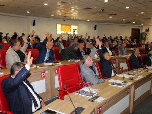 Büyükşehir’de “Gergin” rapor görüşmesi