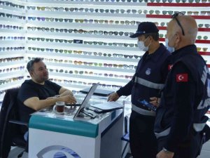 Marmaris Zabıtası denetimlerini sürdürüyor