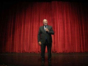 Başkan Atay’dan çocuklara ara tatil hediyesi