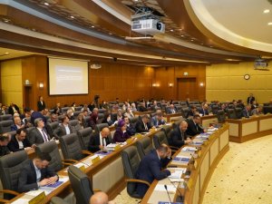 Büyükşehir meclisinde komisyon seçimleri yapıldı