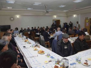 MHP’den Dursunbey’e iftar çıkartması