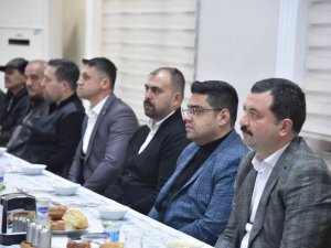Ülkü Ocakları Dursunbey’de iftar programında buluştu