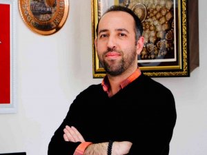 Doç. Dr. Adem Palabıyık: “Akşener de HDP’ye göz kırpıyor”