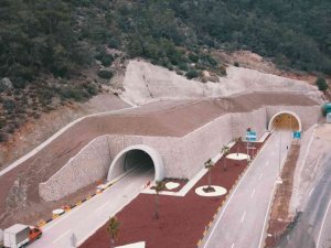 Phaselis Tüneli, Ulaştırma ve Altyapı Bakanı Adil Karaismailoğlu’nun katılımıyla yarın açılıyor