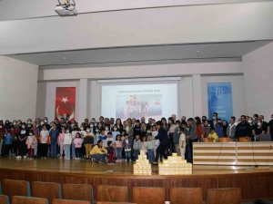 71 Diyabetli çocuğa sensör