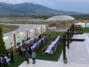 Buharkent’te yetim çocuklar unutulmadı