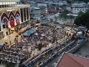 Binlerce Koçarlılı gönül sofrasında buluştu