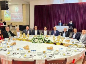 Kooperatif üyesi esnaflar iftarda buluştu