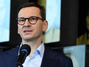 Polonya Başbakanı Morawiecki: “Gerekirse, Ukraynalı 10 bin yaralı askeri tedavi etmeye hazırız”