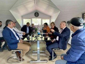 Kuşadası Belediyesi sorunlara yerinde çözüm buluyor