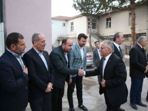 Tomarzalılar Başkan Büyükkılıç’ı bağrına bastı