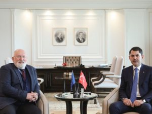 Bakan Kurum, AB Komisyonu Başkan Yardımcısı Timmermans’ı kabul etti