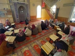 Germencik’te 14 asırlık mukabele geleneği sürüyor