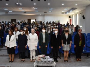 Yenipazar’da kadın sağlığı konuşuldu