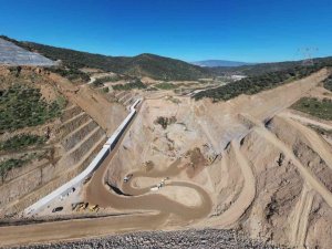 Sarıçay Barajı’ da çalışmalar devam ediyor