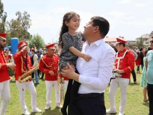 Nazilli’de çocuklar doyasıya eğlendi