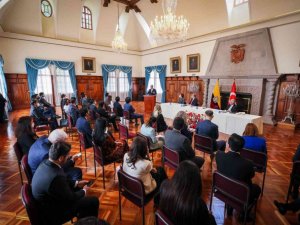 Dışişleri Bakanı Çavuşoğlu, Ekvador Dışişleri Bakanlığı Diplomasi Akademisine hitap etti