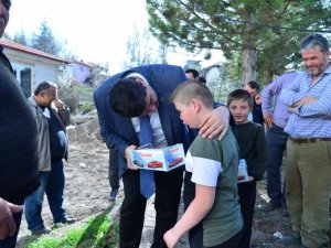 Başkan Oğuz, köy köy dolaşıyor