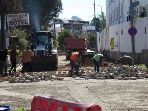 Sezon öncesi belediyeden yoğun mesai