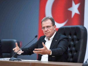 Seçer: "Mersin, cevval bir kent”