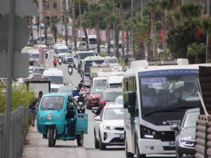 Bodrum’da bayram trafiği başladı