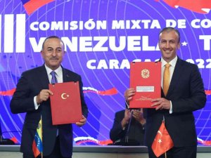 Çavuşoğlu, Venezuela Devlet Başkanı Maduro ile görüştü