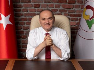 Başkan Özlü işçi ve emekçilerin gününü kutladı