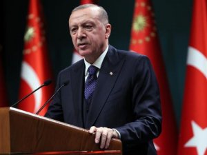 Cumhurbaşkanı Erdoğan: "Hiçbir otokontrolün olmadığı sosyal medya mecraları tüm toplumlar için ciddi riskler oluşturmaktadır"
