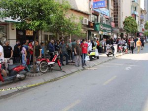 Aydın’da metrelerce tatlı kuyruğu