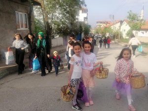 Çocuklar 3 asırlık arife geleneğini yaşattı