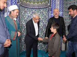 Başkan Güder vatandaşların bayramını kutladı