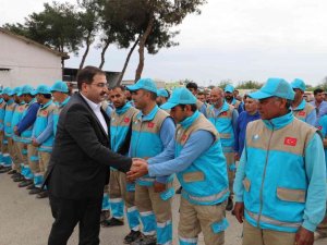 Başkan Canpolat temizlik işleri personelleriyle bayramlaştı