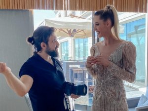 Başarılı fotoğrafçı Çevirme, ünlü oyuncu Elles ile yaptığı moda çekimiyle dikkatleri üzerine çekti