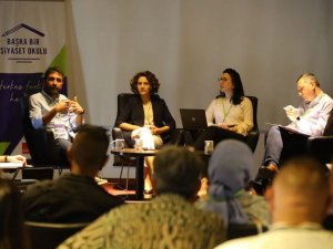 “Başka Bir Siyaset Okulu”, Selçuk’ta başladı