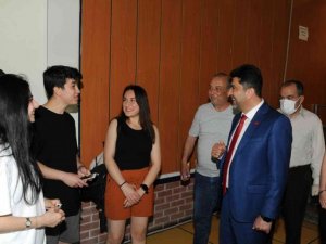 ADÜ Rektörü Aldemir öğrencilerle bir araya geldi