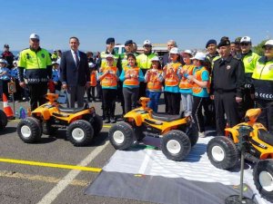 Çocuklara trafik kuralları eğitimi