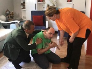 Dolandırılan engelli ailenin mağduriyeti giderildi
