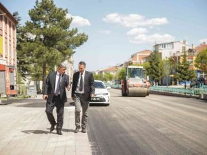 Kütahya’da yol ve kaldırım yenileme çalışmaları