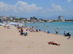 Didim’de deniz keyfi başladı