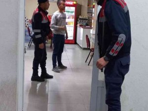 Jandarmadan düzensiz göçle mücadeleye yönelik huzur uygulaması