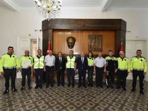 Jandarma ve emniyetin başarılı trafik personelleri ödüllendirildi