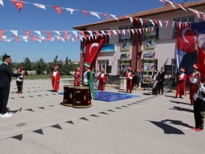 Engelli öğrenciler gönüllerince eğlendi