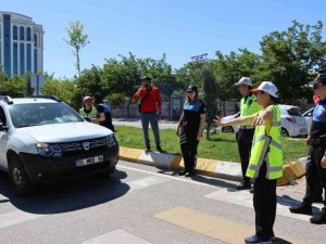Şanlıurfa’da özel çocuklar trafik polisi oldu