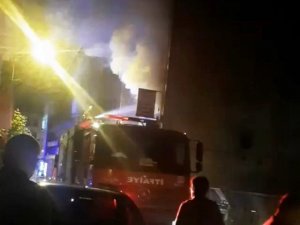 Sakarya’da evde çıkan yangında 2 kişi dumandan etkilendi