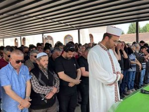 Celal Çabuker gözyaşları arasından toprağa verildi
