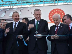 Cumhurbaşkanı Erdoğan: “Bu eser ne dağların ne denizlerin bizim hizmet azmimizin önünde duramayacağını işaretidir”