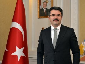 Vali Memiş Eczacılık gününü kutladı