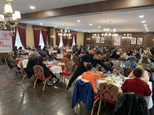 Kars’ta muhtar mahalleli kadınlarla buluştu