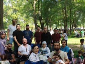 Sağlıkçılar pandemiye veda bahara merhaba pikniğinde buluştu