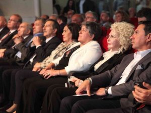 Başkan Aras’a “Yılın Mücadeleci Başkanı” ödülü verildi